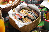 見た目も楽しい「おにぎらず」